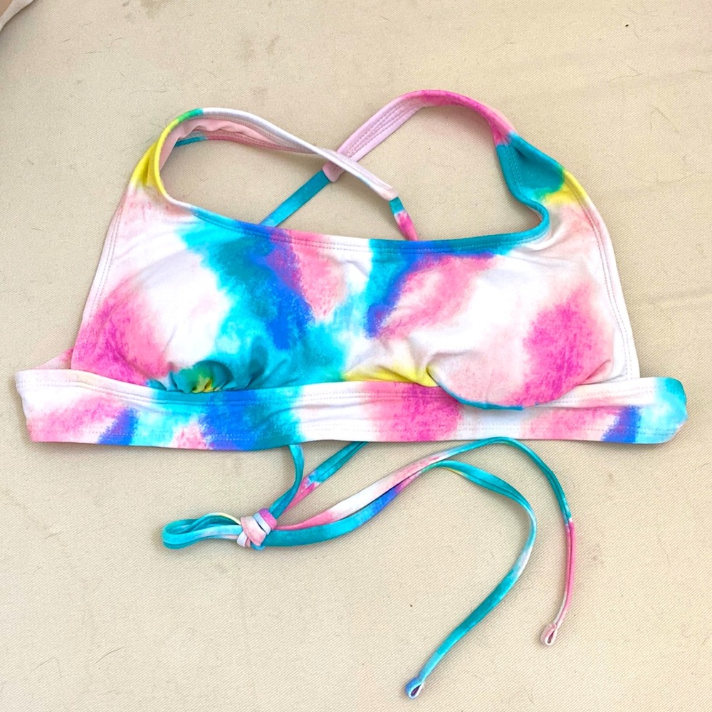 Bikini 👙 swim top!